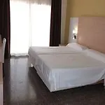 Hotel Fontana Plaza