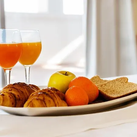 Fontana Plaza Szálloda