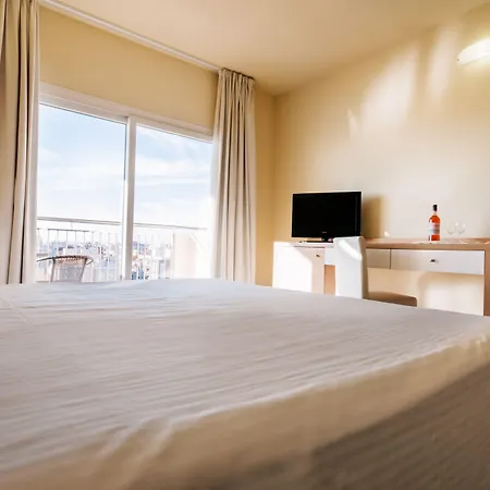 Fontana Plaza Szálloda 3*