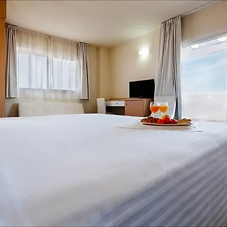 Fontana Plaza Hotel