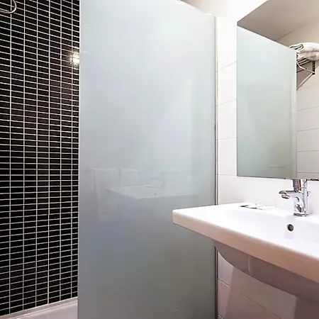 Hotel Fontana Plaza 3*