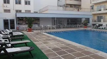 Fontana Plaza فندق تورّيفيِخا