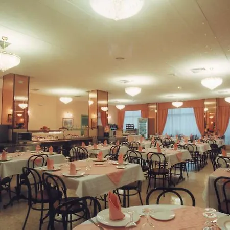 Fontana Plaza Szálloda 3*