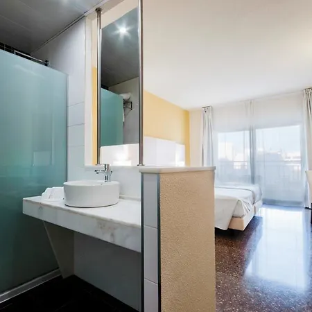 Fontana Plaza Hotel