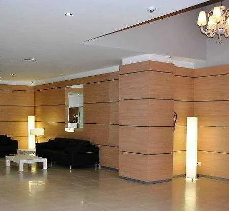 Fontana Plaza 3*