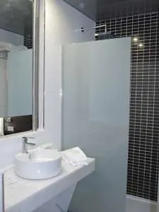 Fontana Plaza تورّيفيِخا