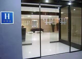 Szálloda Fontana Plaza 3*