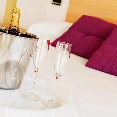 Fontana Plaza Торрев'єха