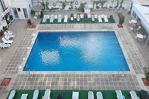Fontana Plaza Hotell